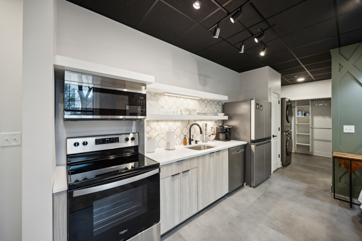 The Louisville Slugger Kitchen, Louis X, Louisville, KY