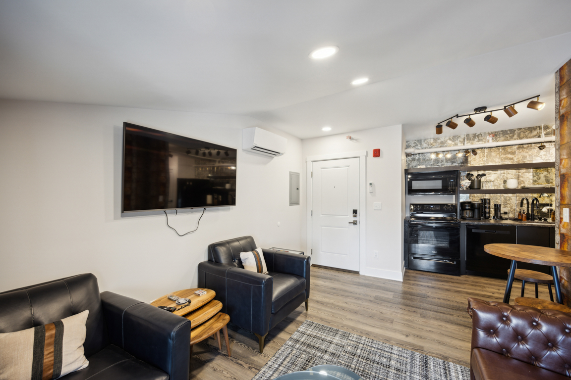 The Bourbon Suite Living Room and Kitchen, Louis X, Louisville, KY