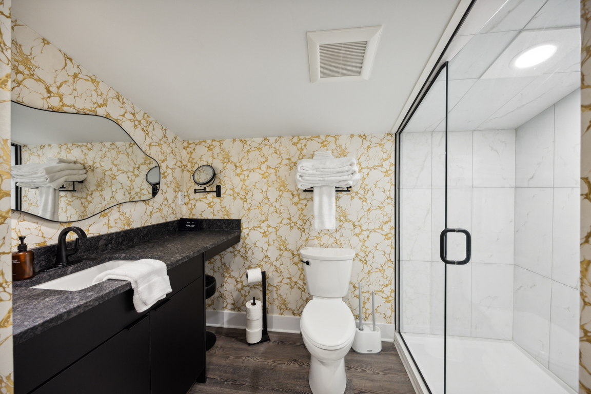 The Bourbon Suite Bathroom 3, Louis X, Louisville, KY