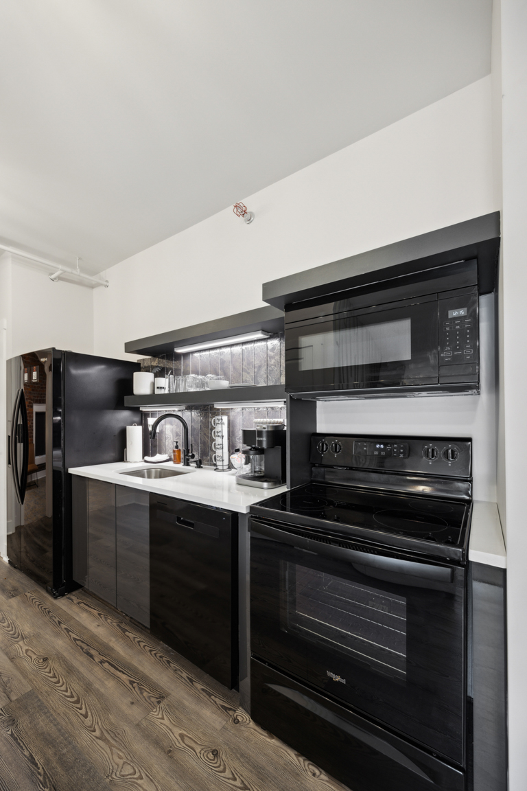 The Bourbon Suite Kitchenette 2, Louis X, Louisville, KY