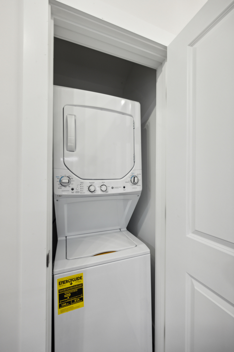 The Thomas Edison Suite Laundry Facilities, Louis X, Louisville, KY