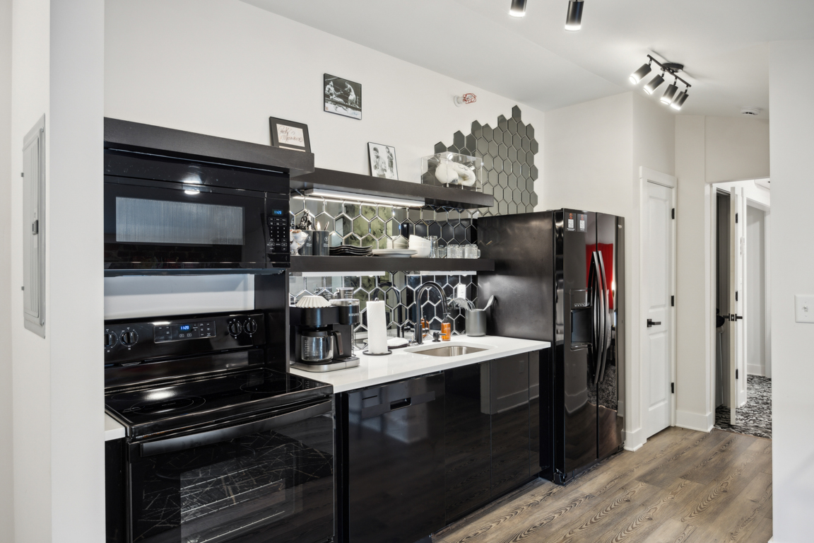 The Muhammad Ali Suite Kitchen, Louis X, Louisville, KY